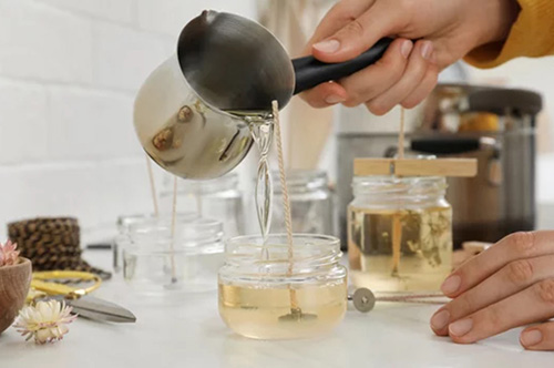 faire refondre la cire de bougie