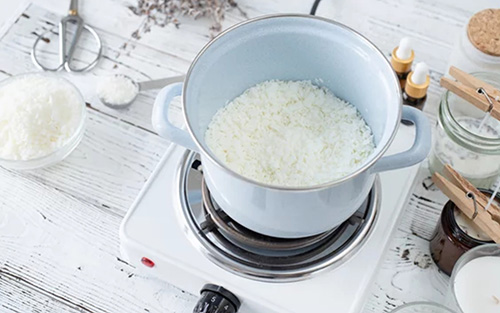 faire fondre la cire de bougies